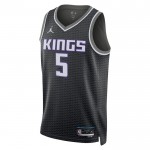 Maillot NBA Sacramento Kings Deaaron Fox 5 Jordan 2022-23 Statement Edition Noir Swingman - Homme